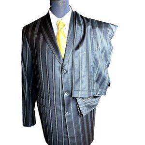 Men's Woody Wilson Black  & gray striped Suite classic 3 Buttons Size 44-1/4 XLT
